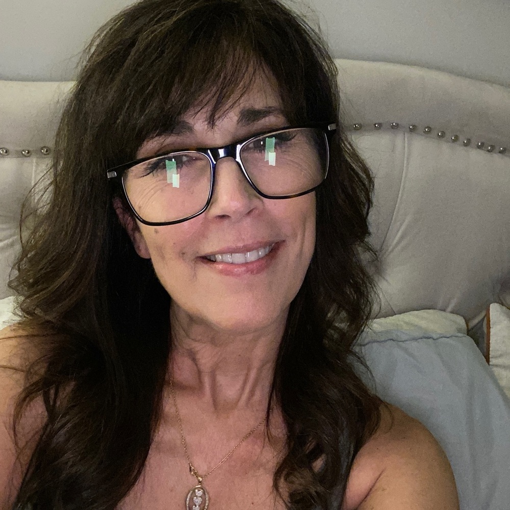 Meet your Posher, Julie
